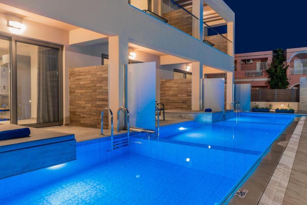 לגאנאס Mystique Luxury Suites & Maisonettes מראה חיצוני תמונה
