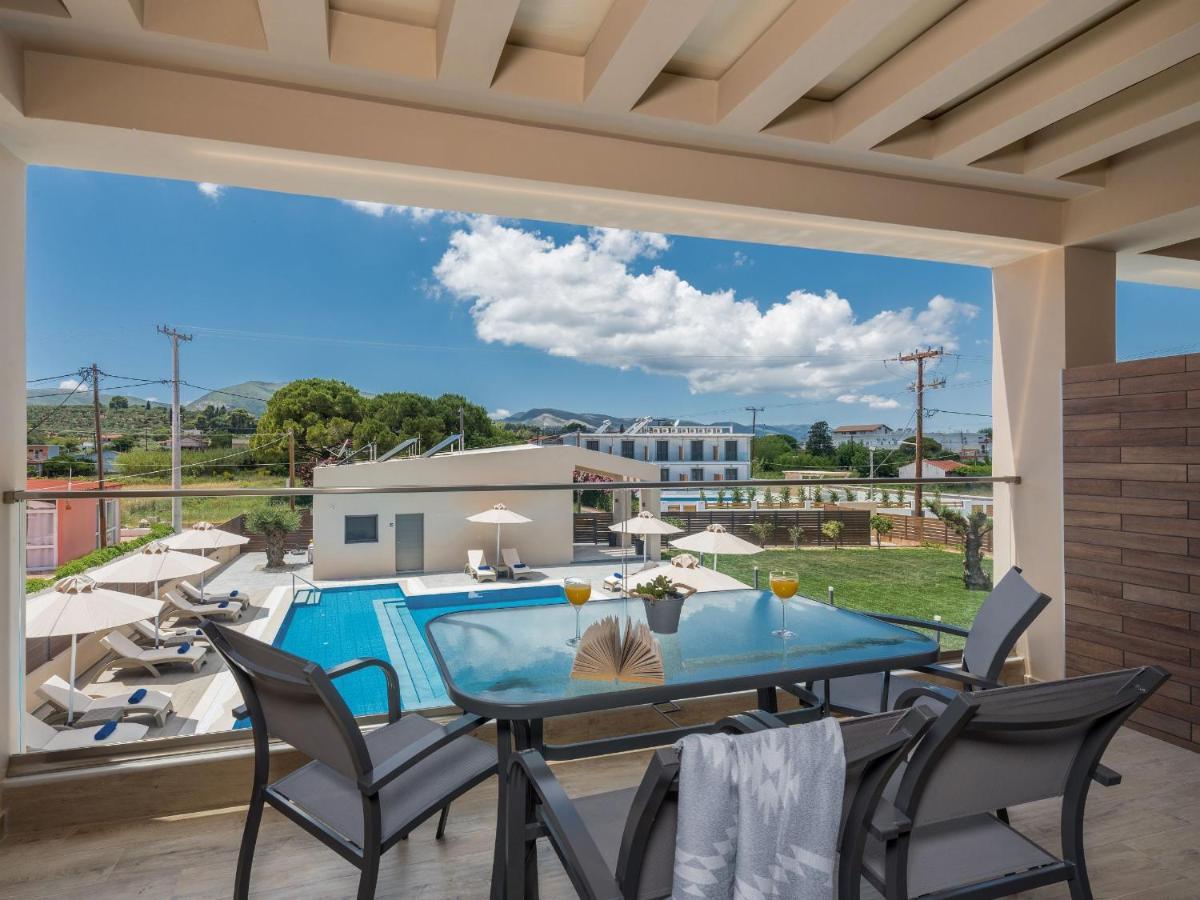 לגאנאס Mystique Luxury Suites & Maisonettes מראה חיצוני תמונה