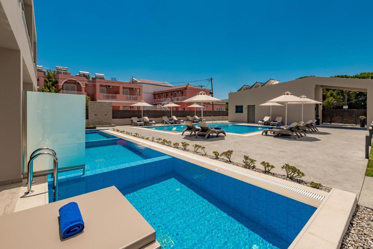 לגאנאס Mystique Luxury Suites & Maisonettes מראה חיצוני תמונה