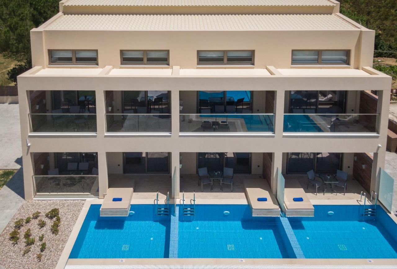 לגאנאס Mystique Luxury Suites & Maisonettes מראה חיצוני תמונה